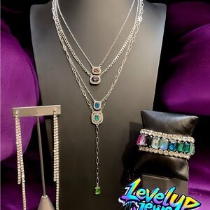 Elegant Silver Necklace and Bracelet Set